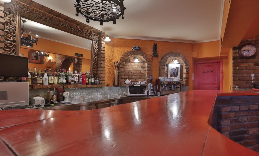 Casa Oasa -Accommodation , Pizzeria & Bar Marezige Ngoại thất bức ảnh