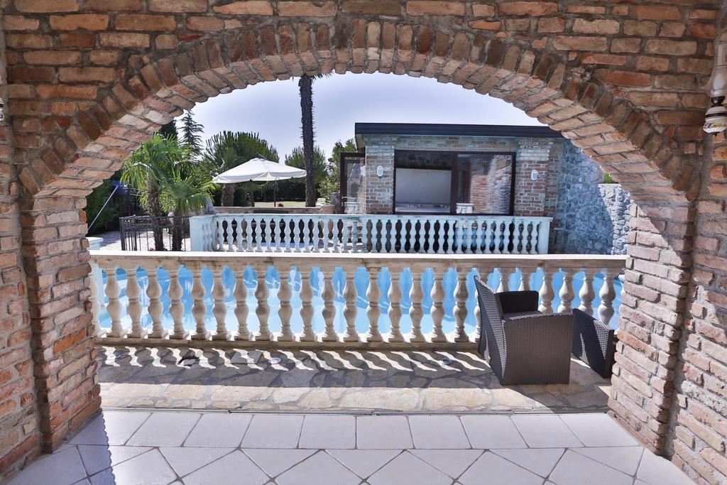 Casa Oasa -Accommodation , Pizzeria & Bar Marezige Ngoại thất bức ảnh